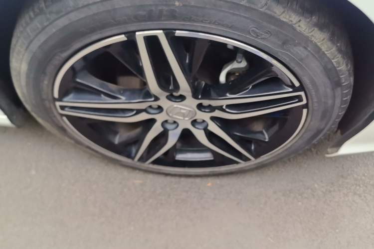Used Honda Inspire 2022 260TURBO Elite Edition Right Front Wheel Hub