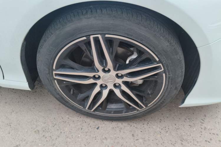 Used Honda Inspire 2022 260TURBO Jingyue Version Right Front Wheel Hub