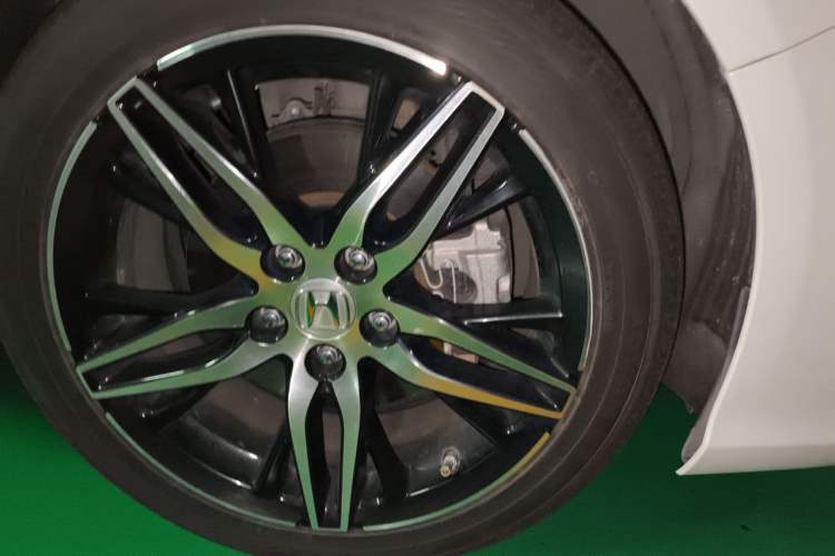 Used Honda Inspire 2022 Xing·Hybrid 2.0L Pure Edition Right Front Wheel Hub