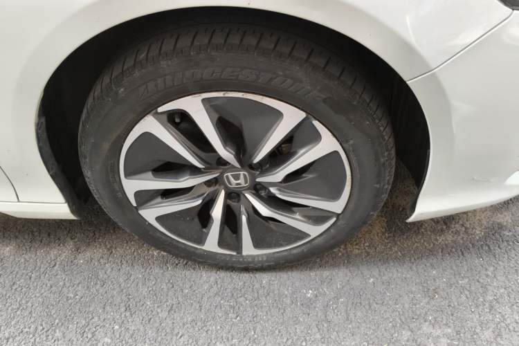 Used Honda Inspire 2022 Lingpai Hybrid 2.0L Pure Elegant Edition Right Front Wheel Hub