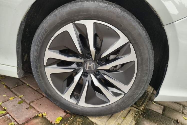 Used Honda Inspire 2022 Lingpai Hybrid 2.0L Pure Elegant Edition Right Front Wheel Hub