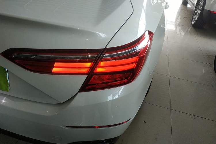 Used Honda Inspire 2022 Lingpai Hybrid 2.0L Pure Elegant Edition Right Rear Taillight