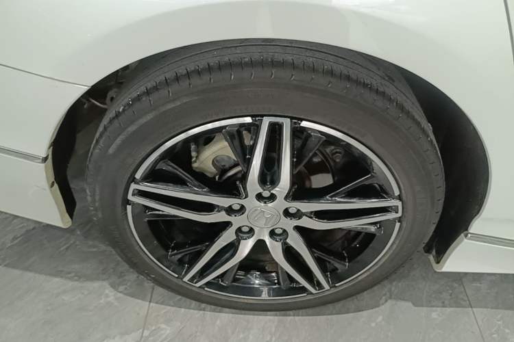 Used Honda Inspire 2022 260TURBO Jingyue Version Right Rear Wheel Hub