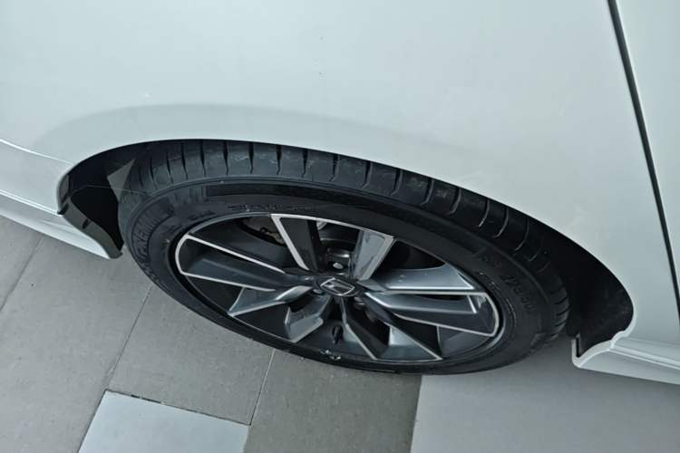 Used Honda Inspire 2022 260TURBO Elegant Edition Right Rear Wheel Hub