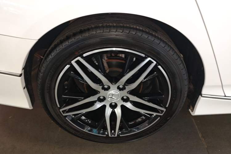 Used Honda Inspire 2022 260TURBO Jingyue Version Right Rear Wheel Hub