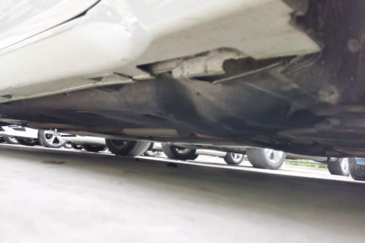 Used Honda Inspire 2022 Lingpai Hybrid 2.0L Pure Elegant Edition Right Side Sill