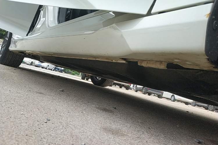 Used Honda Inspire 2022 260TURBO Elegant Edition Right Side Sill