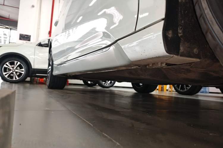 Used Honda Inspire 2022 260TURBO Jingyue Version Right Side Sill