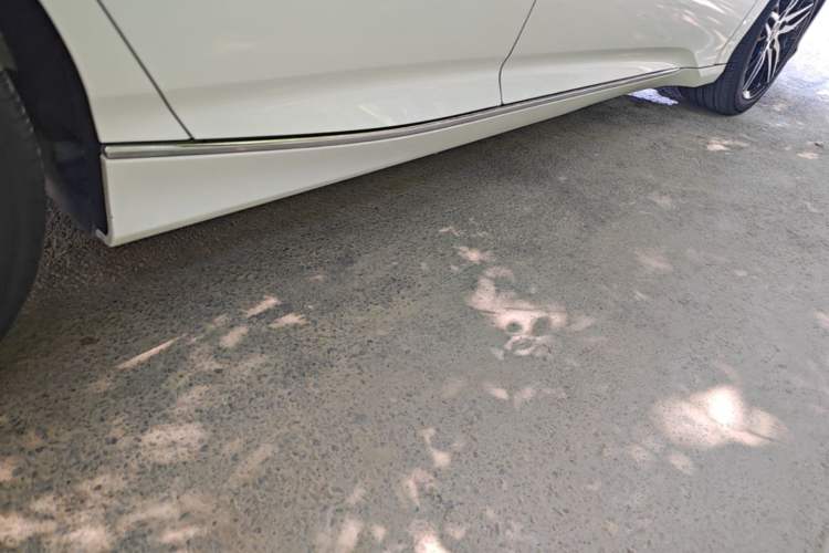 Used Honda Inspire 2022 260TURBO Jingyue Version Right Side Sill