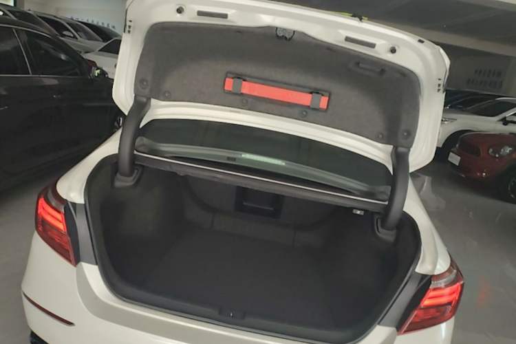 Used Honda Inspire 2022 Lingpai Hybrid 2.0L Pure Elegant Edition Trunk