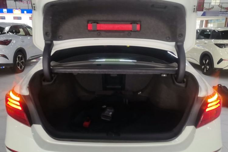 Used Honda Inspire 2022 Rui Hybrid 2.0L Jingzhi Edition Trunk