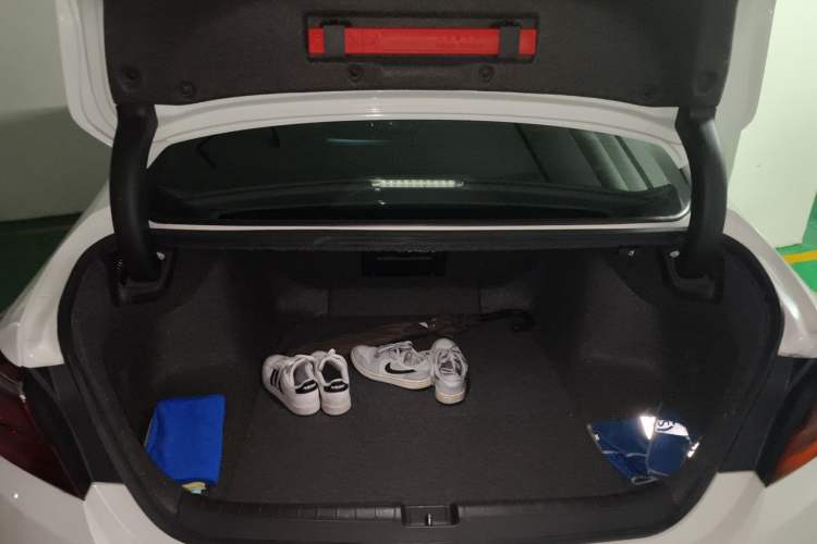 Used Honda Inspire 2022 Xing·Hybrid 2.0L Pure Edition Trunk