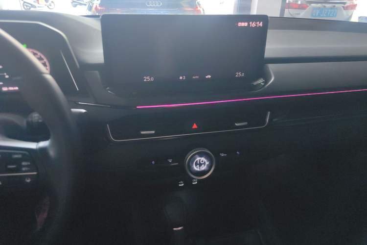 Used Honda Inspire 2023 260TURBO Deluxe Edition Audio And AC Panel