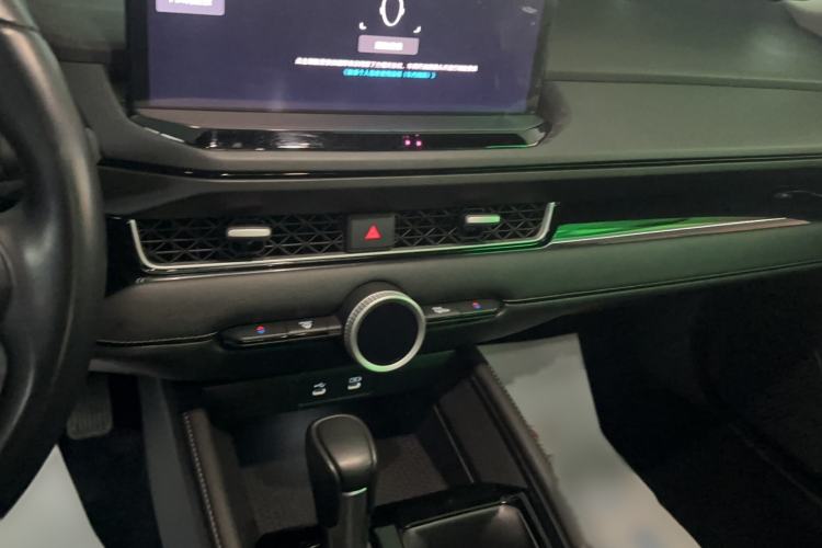 Used Honda Inspire 2023 260TURBO Deluxe Edition Audio And AC Panel