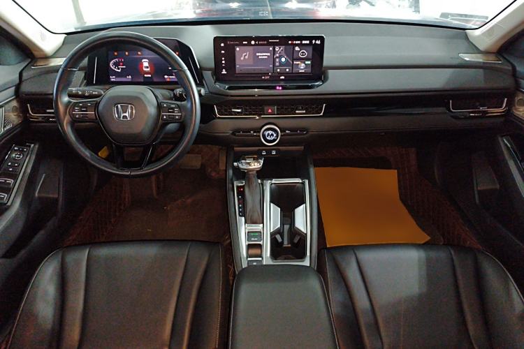 Used Honda Inspire 2023 260TURBO Deluxe Edition Center Console