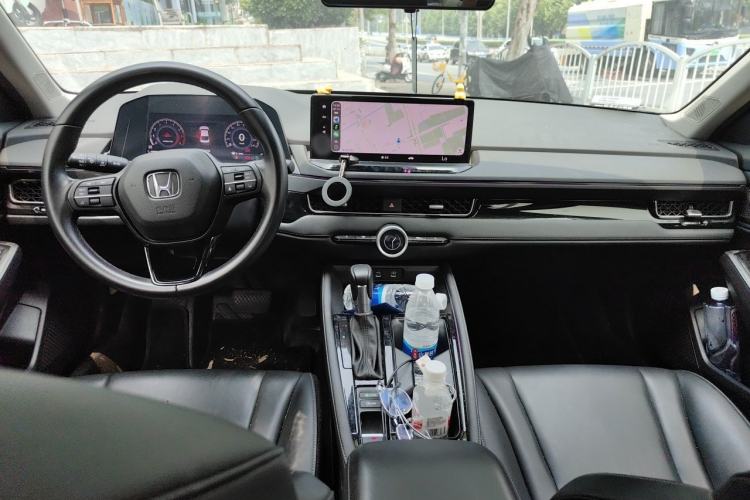 Used Honda Inspire 2023 260TURBO Deluxe Edition Center Console