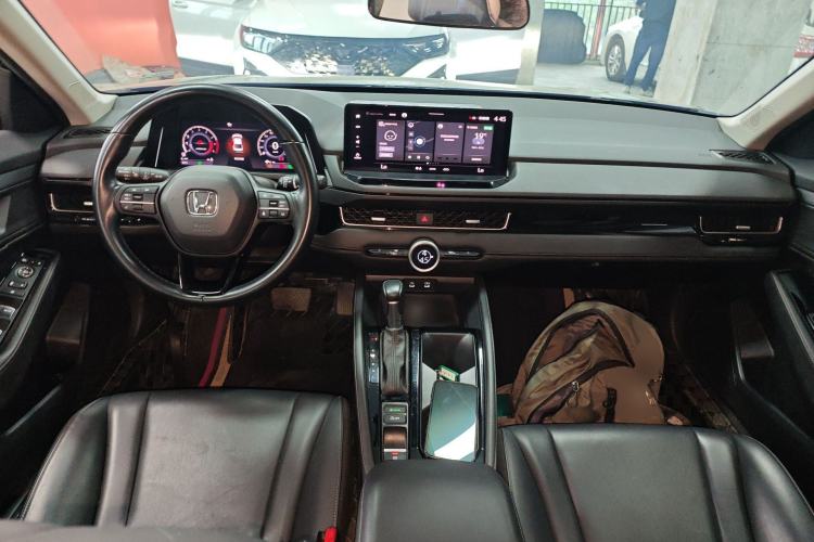 Used Honda Inspire 2023 260TURBO Deluxe Edition Center Console