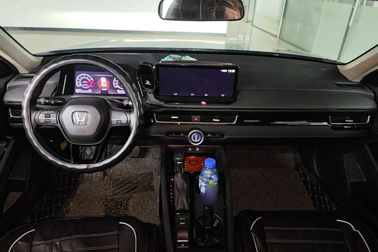 Used Honda Inspire 2023 260TURBO Elegant Edition Center Console