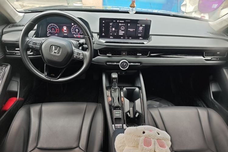 Used Honda Inspire 2023 260TURBO Deluxe Edition Center Console