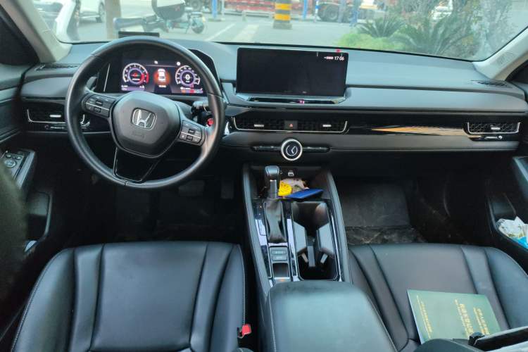 Used Honda Inspire 2023 260TURBO Deluxe Edition Center Console