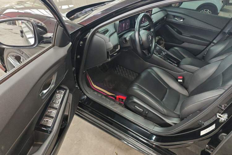 Used Honda Inspire 2023 260TURBO Deluxe Edition Driver Seat