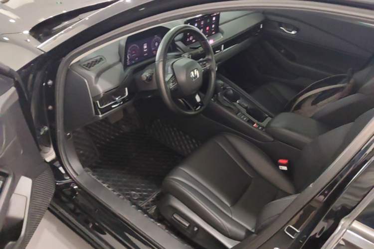Used Honda Inspire 2023 260TURBO Deluxe Edition Driver Seat