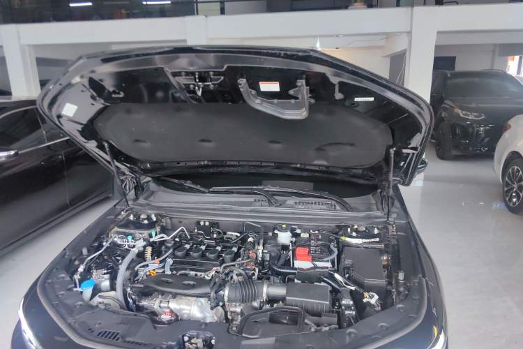 Used Honda Inspire 2023 260TURBO Deluxe Edition Engine Bay