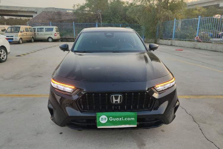 Used Honda Inspire 2023 260TURBO Deluxe Edition Front