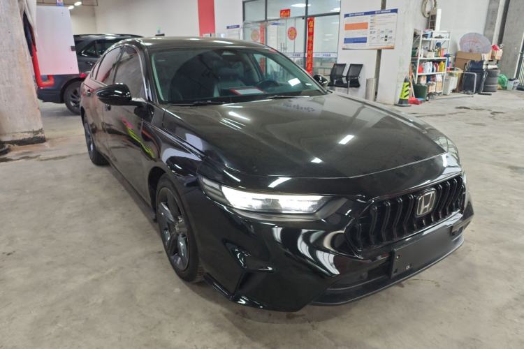 Used Honda Inspire 2023 260TURBO Deluxe Edition Front Right 45 Deg