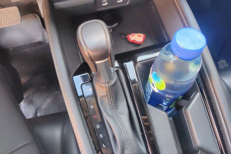 Used Honda Inspire 2023 260TURBO Deluxe Edition Gear Lever