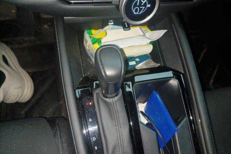 Used Honda Inspire 2023 260TURBO Deluxe Edition Gear Lever