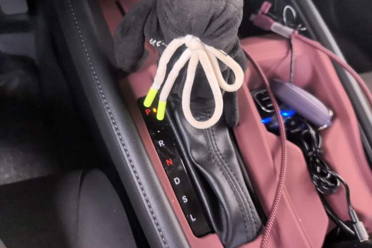 Used Honda Inspire 2023 260TURBO Deluxe Edition Gear Lever