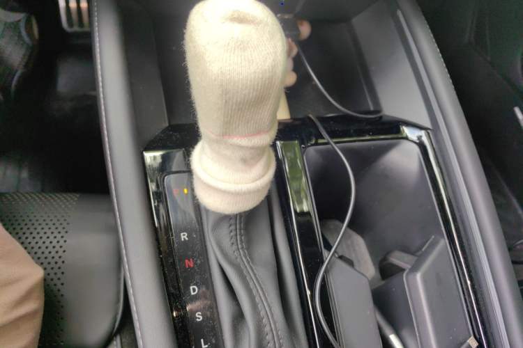 Used Honda Inspire 2023 260TURBO Deluxe Edition Gear Lever