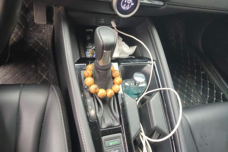 Used Honda Inspire 2023 260TURBO Deluxe Edition Gear Lever