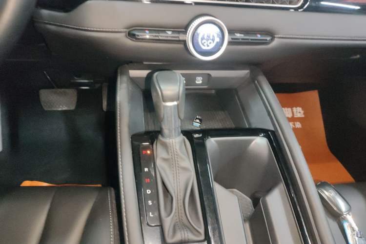 Used Honda Inspire 2023 260TURBO Elegant Edition Gear Lever