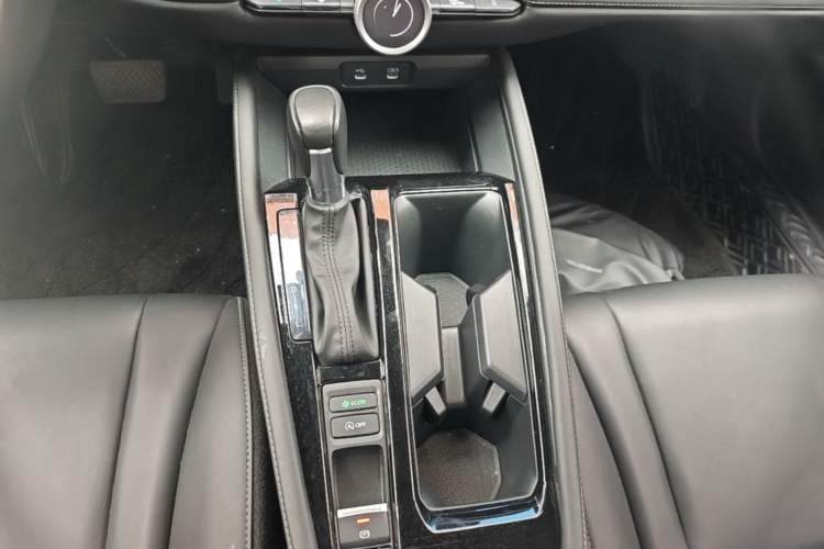 Used Honda Inspire 2023 260TURBO Deluxe Edition Gear Lever