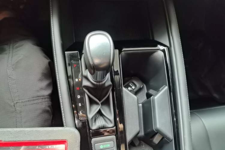 Used Honda Inspire 2023 260TURBO Deluxe Edition Gear Lever