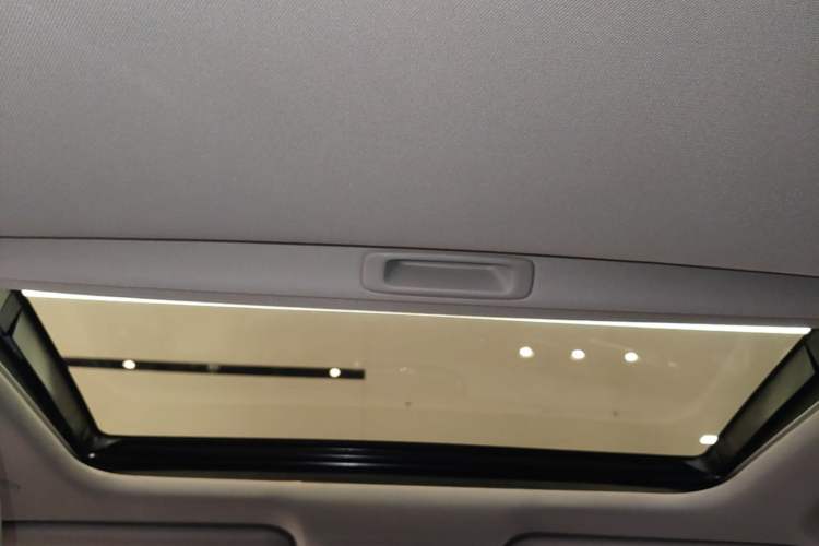Used Honda Inspire 2023 260TURBO Elegant Edition Headliner