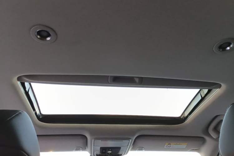 Used Honda Inspire 2023 260TURBO Deluxe Edition Headliner