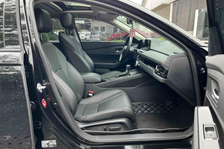 Used Honda Inspire 2023 260TURBO Deluxe Edition Interior 5