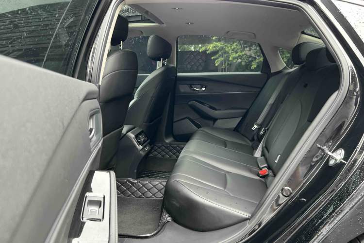 Used Honda Inspire 2023 260TURBO Deluxe Edition Interior 7