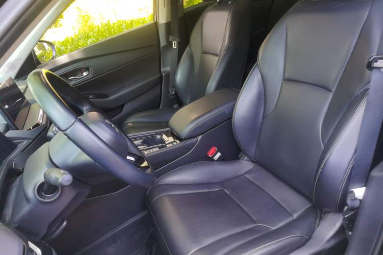 Used Honda Inspire 2023 260TURBO Deluxe Edition Left Front Seat