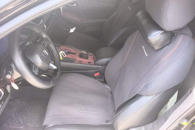 Used Honda Inspire 2023 260TURBO Deluxe Edition Left Front Seat