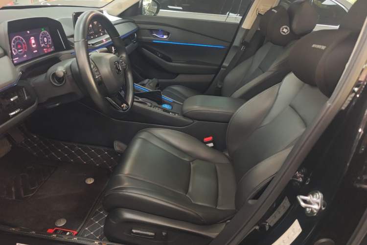 Used Honda Inspire 2023 260TURBO Deluxe Edition Left Front Seat