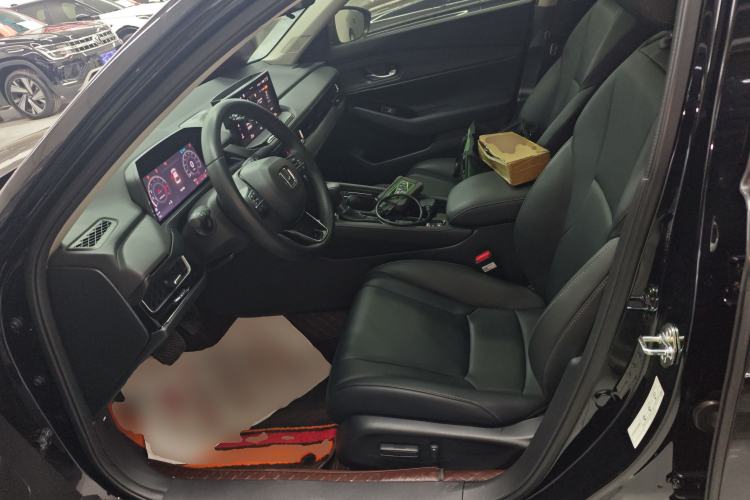 Used Honda Inspire 2023 260TURBO Deluxe Edition Left Front Seat