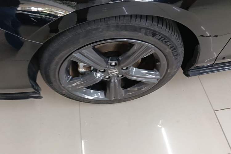 Used Honda Inspire 2023 260TURBO Deluxe Edition Left Front Wheel Hub