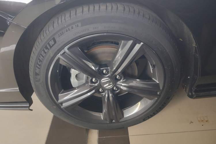 Used Honda Inspire 2023 260TURBO Elegant Edition Left Front Wheel Hub