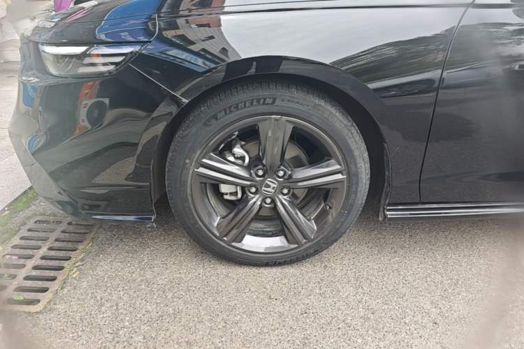 Used Honda Inspire 2023 260TURBO Deluxe Edition Left Front Wheel Hub