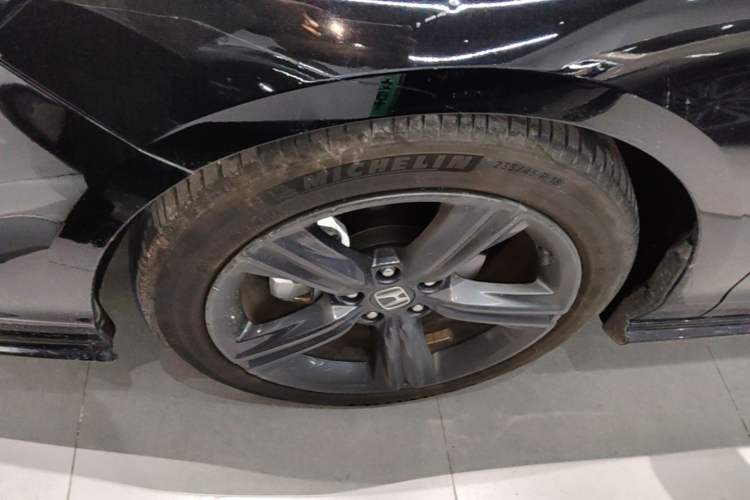 Used Honda Inspire 2023 260TURBO Deluxe Edition Left Front Wheel Hub