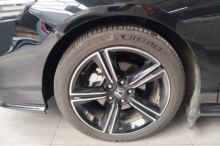 Used Honda Inspire 2023 260TURBO Elite Edition Left Front Wheel Hub
